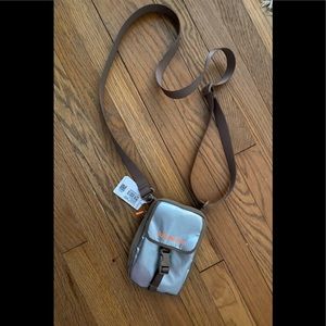 NWT lululemon Zip-top Crossbody, SND /SLVR